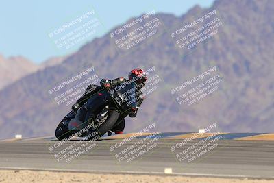 media/Oct-01-2023-SoCal Trackdays (Sun) [[4c570cc352]]/Turn 9 Set 1 (950am)/